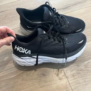 Hoka Black Clifton 8 Shoes